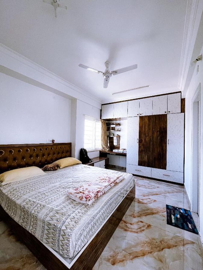 Rvr Abode -Private Rooms Bangalore Buitenkant foto