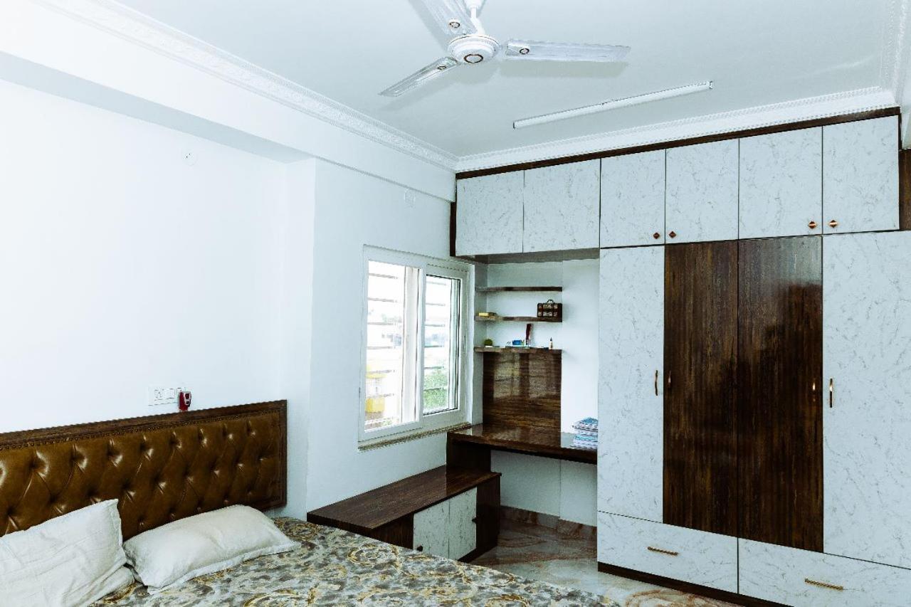 Rvr Abode -Private Rooms Bangalore Buitenkant foto