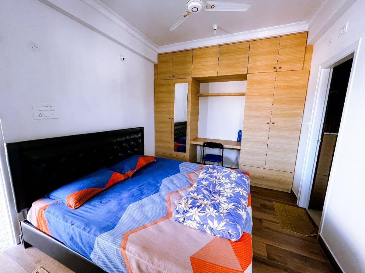 Rvr Abode -Private Rooms Bangalore Buitenkant foto