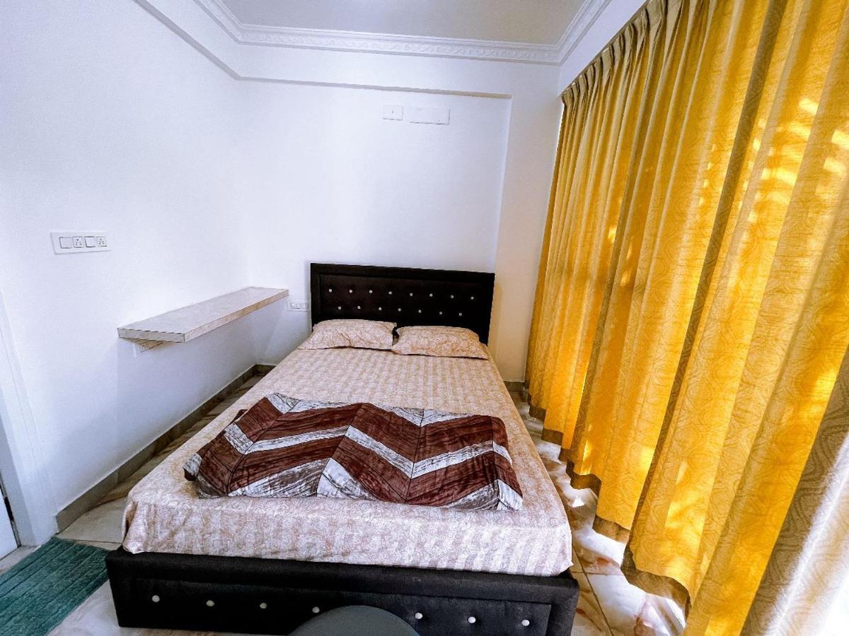 Rvr Abode -Private Rooms Bangalore Buitenkant foto