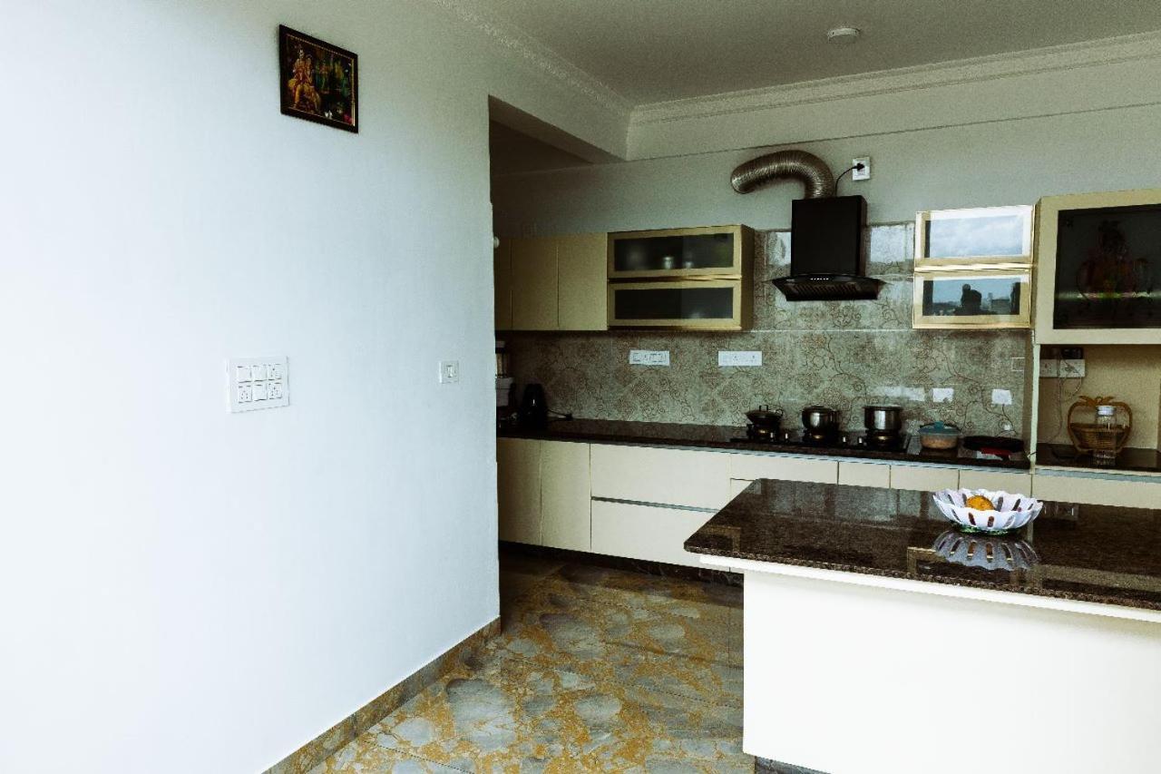 Rvr Abode -Private Rooms Bangalore Buitenkant foto