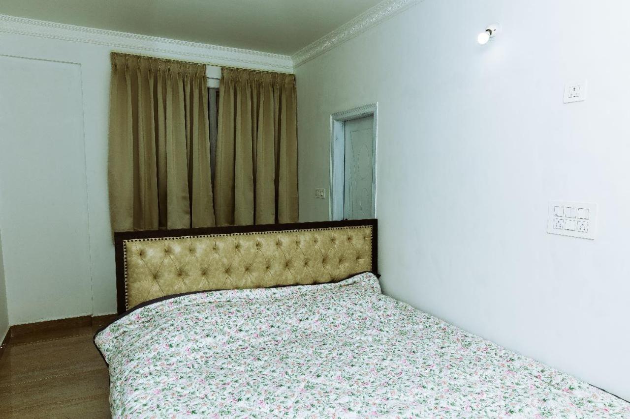 Rvr Abode -Private Rooms Bangalore Buitenkant foto