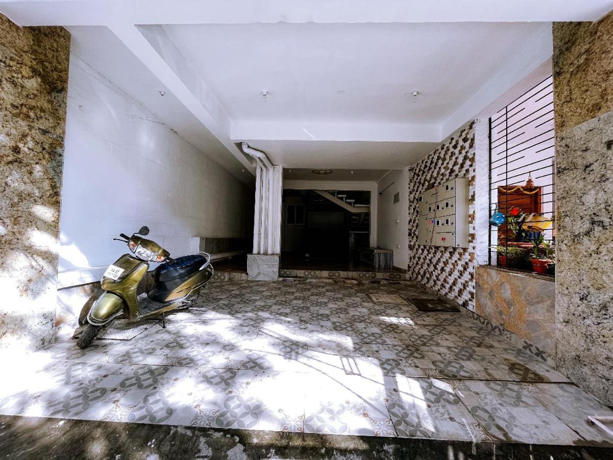 Rvr Abode -Private Rooms Bangalore Buitenkant foto